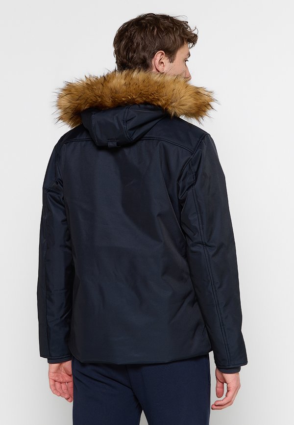 Hackett London