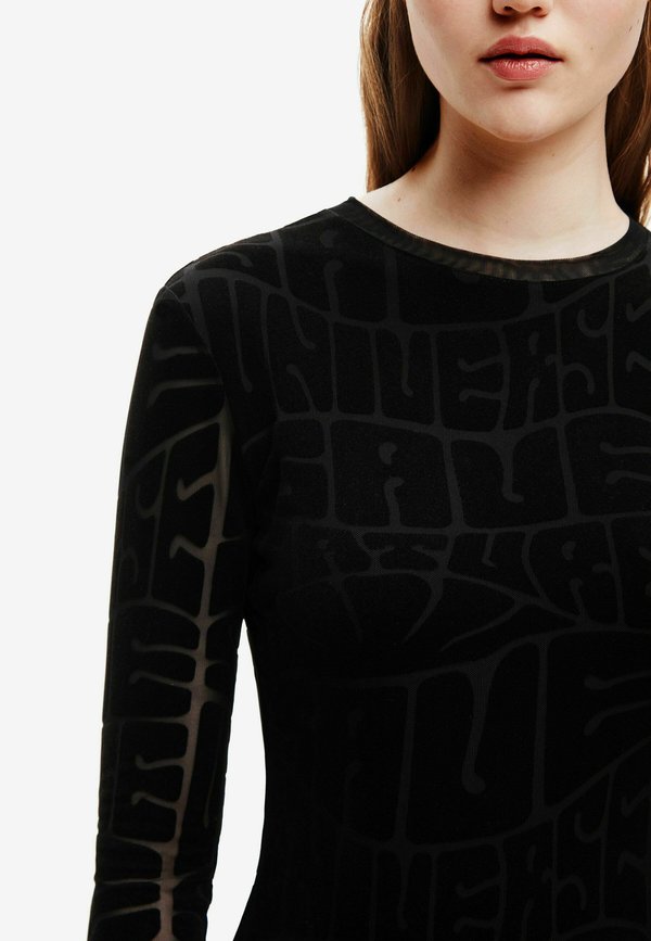 Desigual WITH MESSAGE
