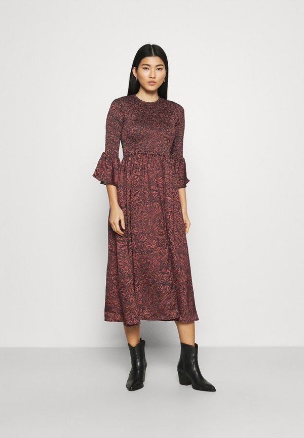 Who What Wear SMOCKED DRESS