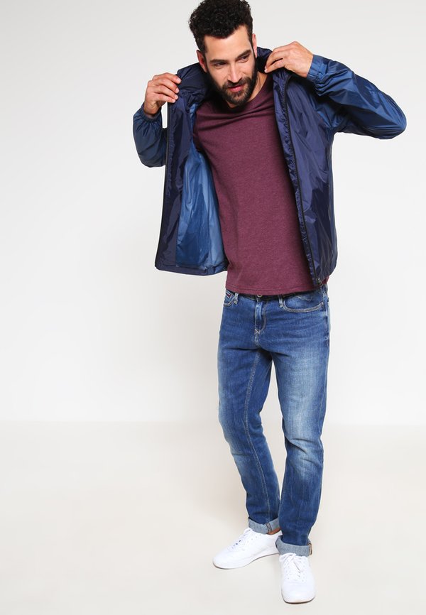 Pier One by Zalando