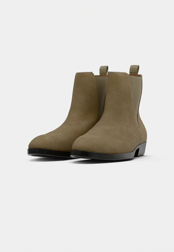 Pier One by Zalando