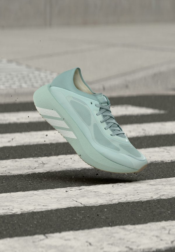adidas Performance HYPERBOOST RUN  W - Road running shoes - vapour green/off white/trace khaki