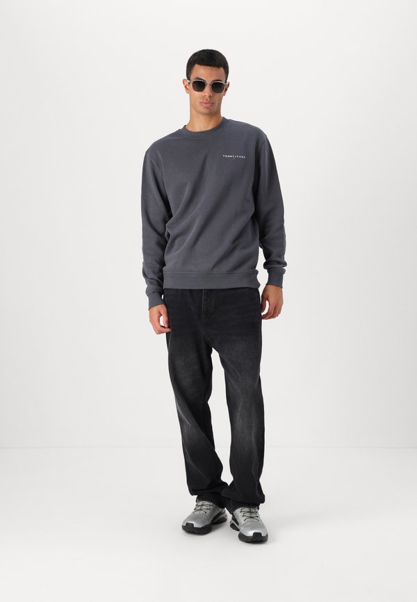 Tommy Jeans REGULAR FIT