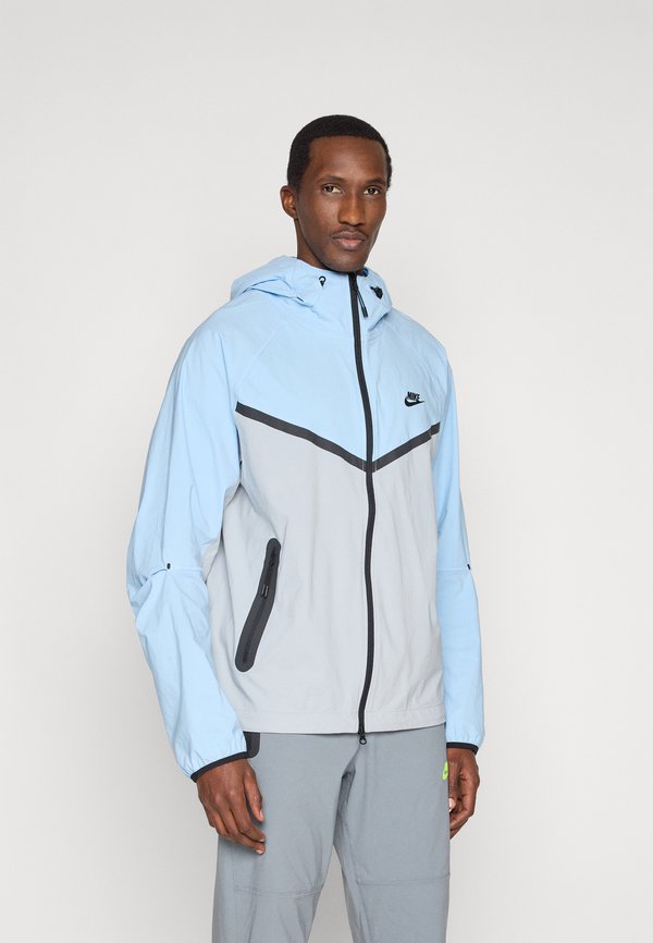 Nike Sportswear