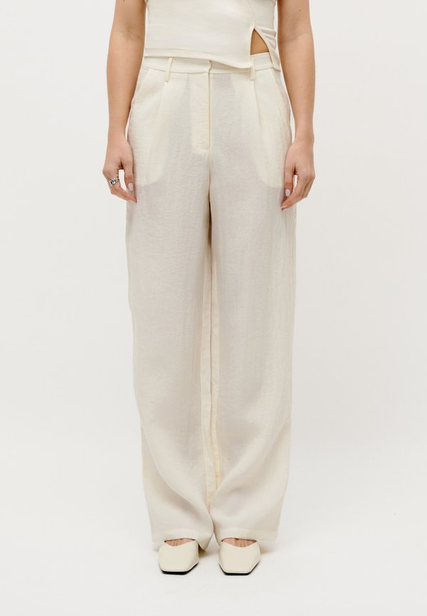 LeGer by Lena Gercke THORINA