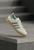 adidas Originals HANDBALL SPEZIAL - Trainers - linen green/grey four/off white
