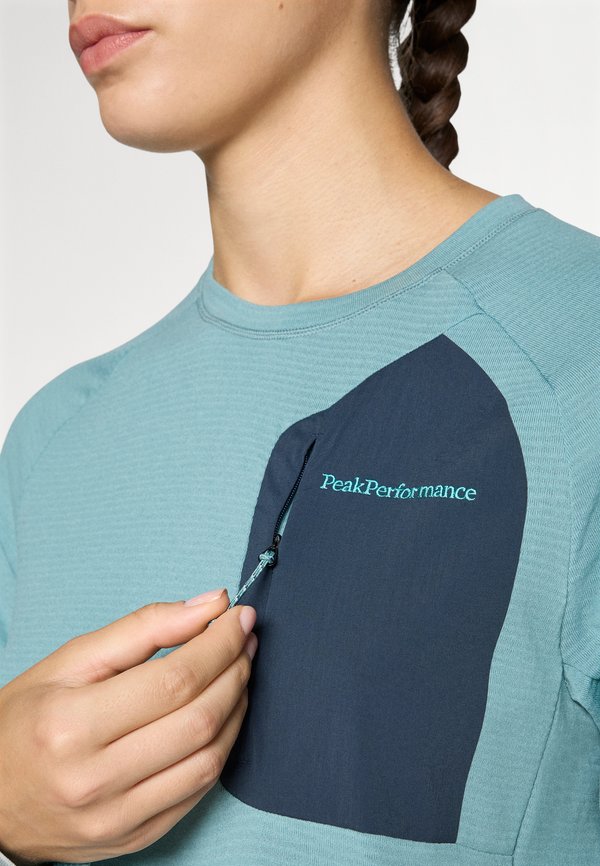 Peak Performance FREELIGHT POLARTEC GRID CREW
