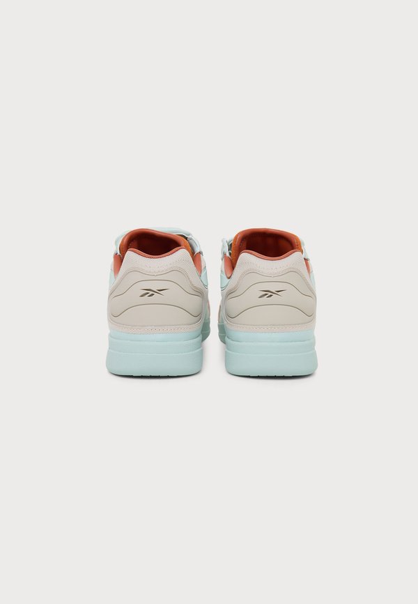 Reebok LTD HAMMER PRO