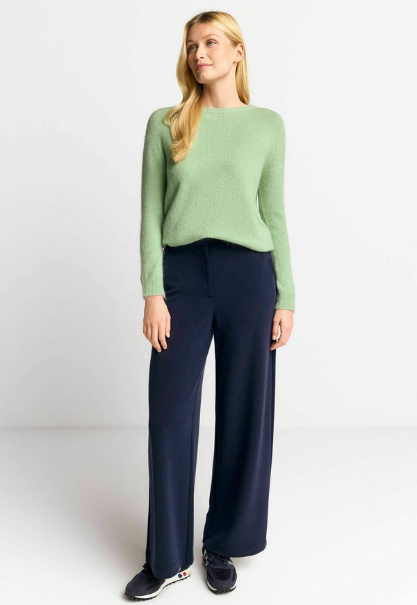 Rich & Royal  MIT COZY CREW NECK