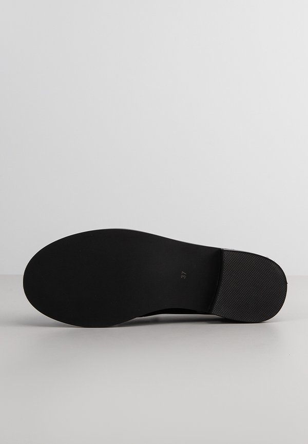 Jeffrey Campbell LECTURE