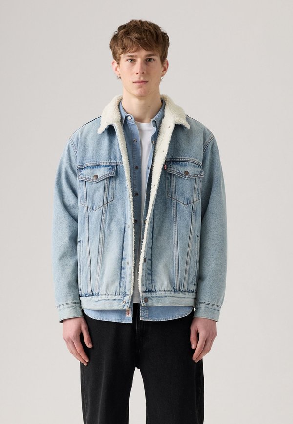 Levi's®