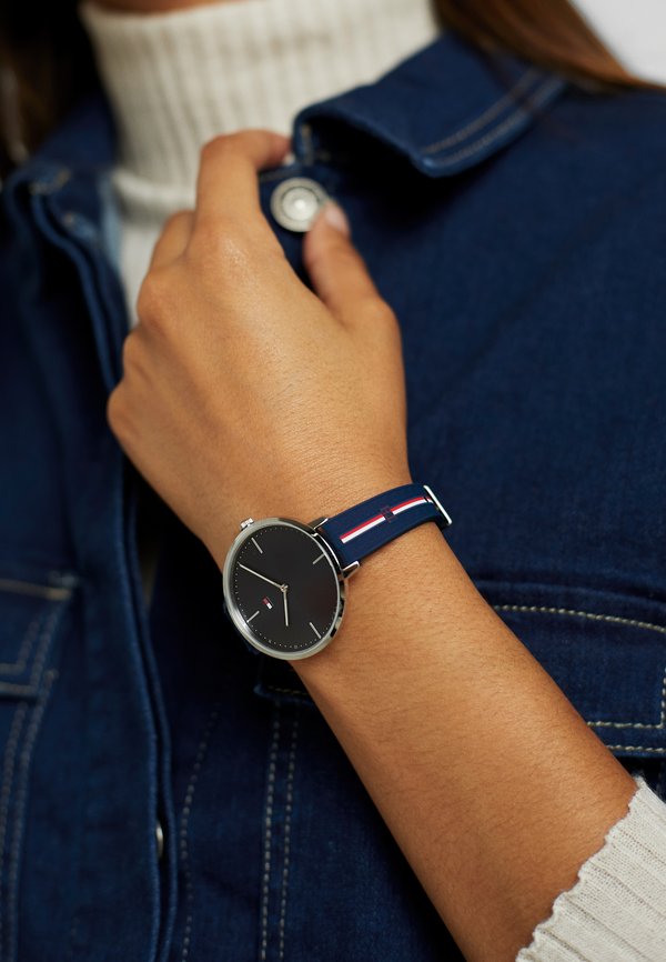 Tommy Hilfiger CASUAL - Watch - blau