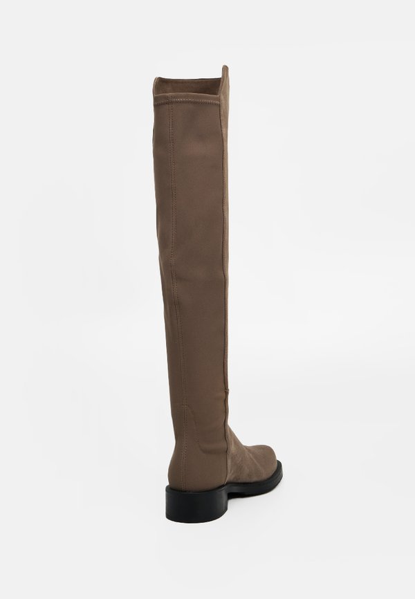 Stuart Weitzman 5050