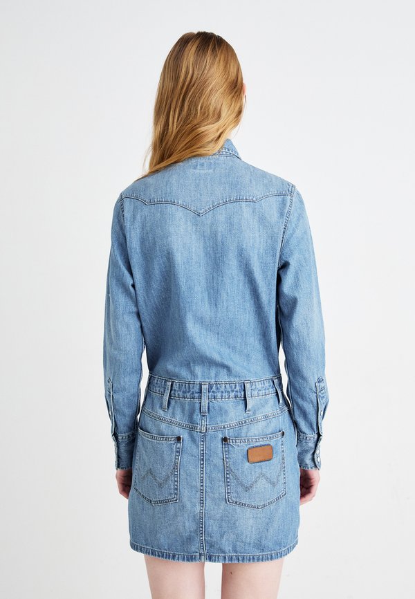 Wrangler DRESS