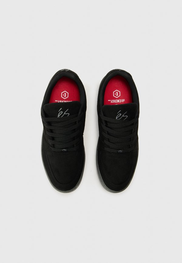 és ACCEL UNISEX