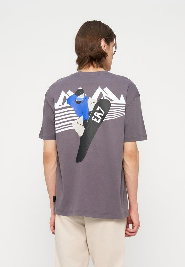 EA7 Emporio Armani