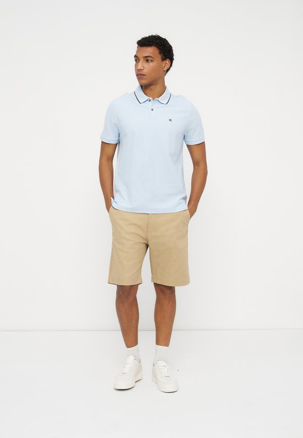 Calvin Klein REFINED