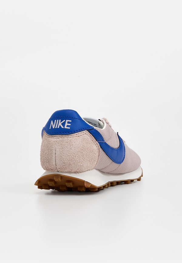 Nike Sportswear LD-1000