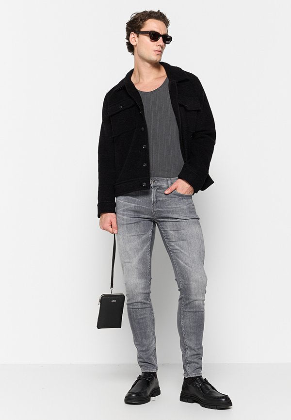 7 for all mankind