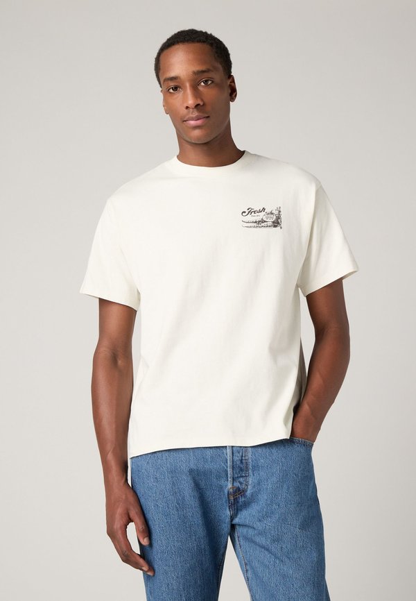 Levi's® VINTAGE FIT GRAPHIC TEE