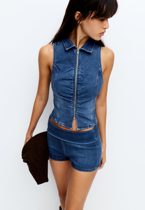 PULL&BEAR