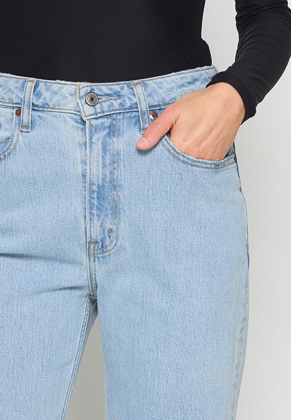 Abercrombie & Fitch JAN