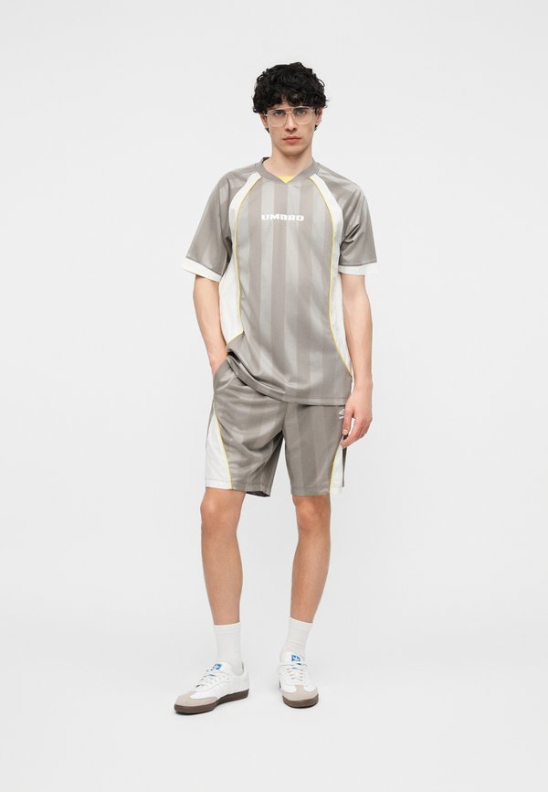 Umbro PANELLED SHIRT