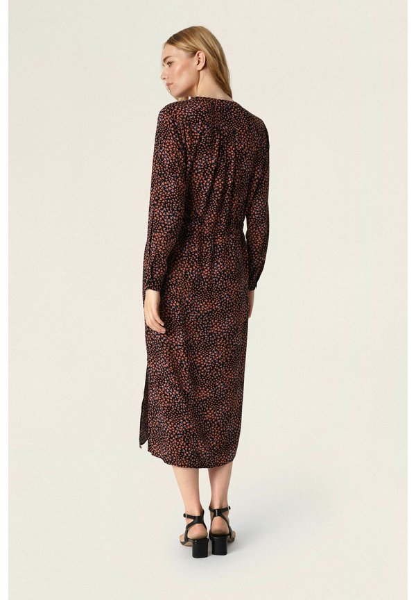 Soaked in Luxury AHNITA LS - SHIRT DRESS