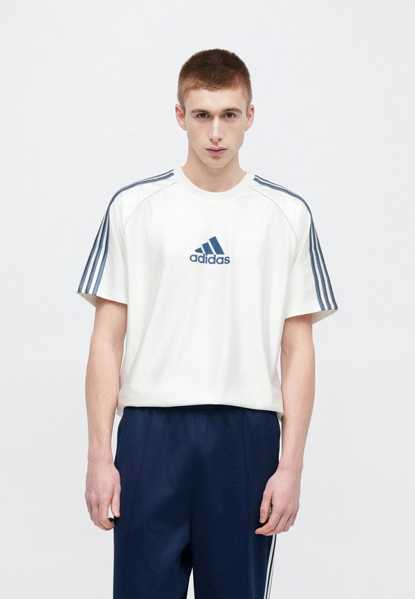adidas Originals BOS TEE