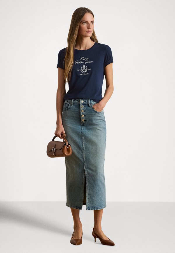 Lauren Ralph Lauren Petite EMBROIDERED-CREST JERSEY TEE