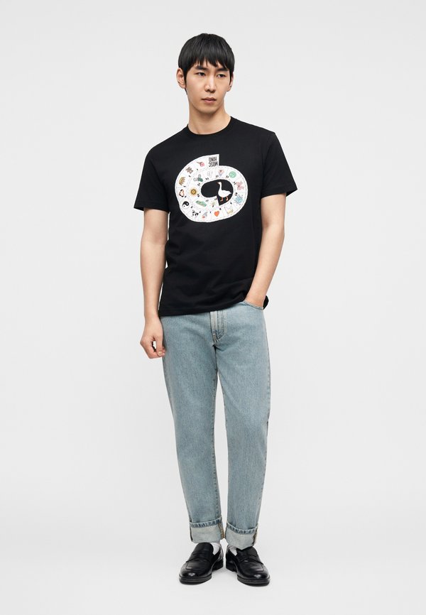 MOSCHINO ARCHIVE GOOSE SEASONAL