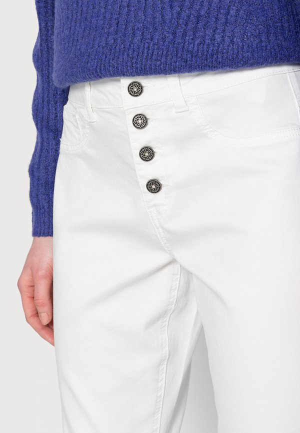 Culture CUBENTHA PANTS ANNIE FIT