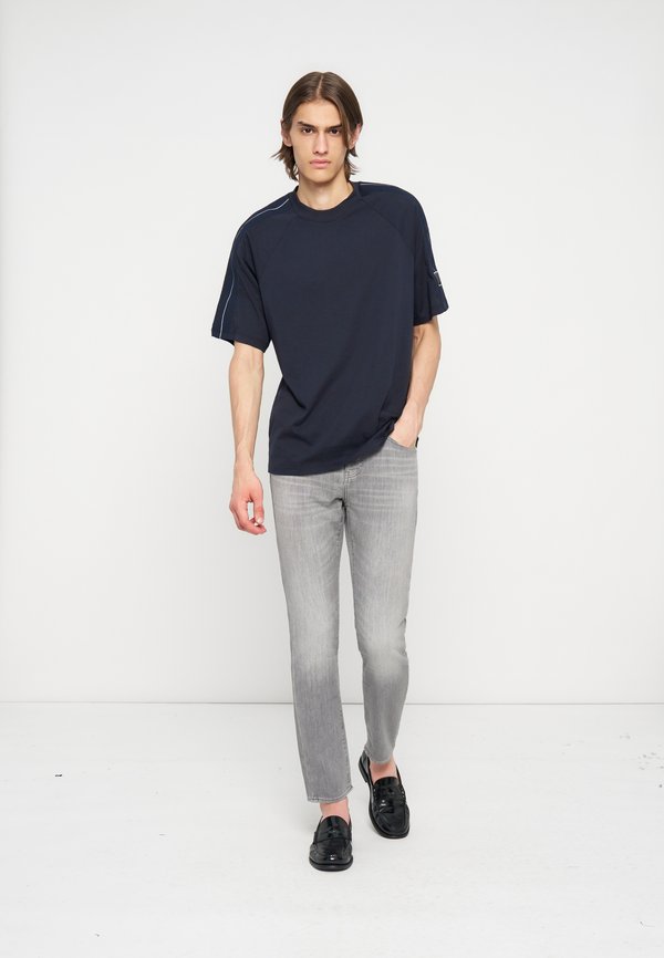 Armani Exchange