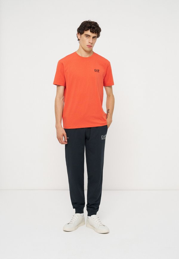 EA7 Emporio Armani