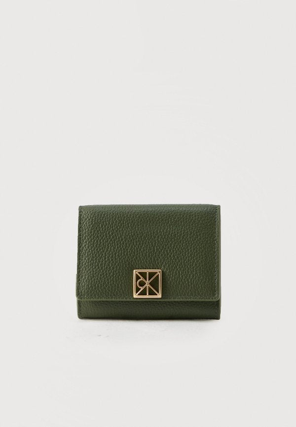 Calvin Klein EMBLEM ZIP - Wallet - olive