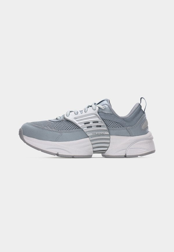 Jordan JORDAN TRUNNER O/S