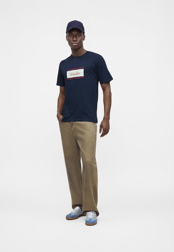 Jack & Jones JJBUSTER TEE CREW NECK