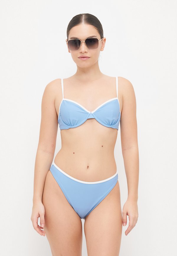 Abercrombie & Fitch 90s Clean Underwire Bikini Top