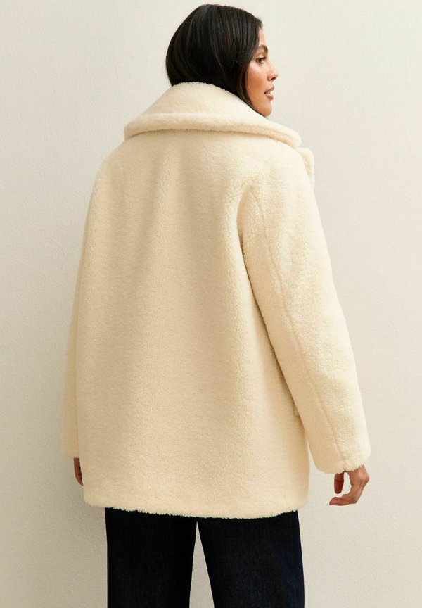 New Look COLLARED LONG SLEEVE BORG