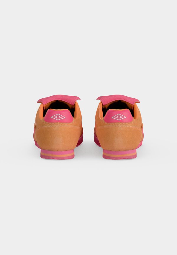 Umbro 5V5 UNISEX
