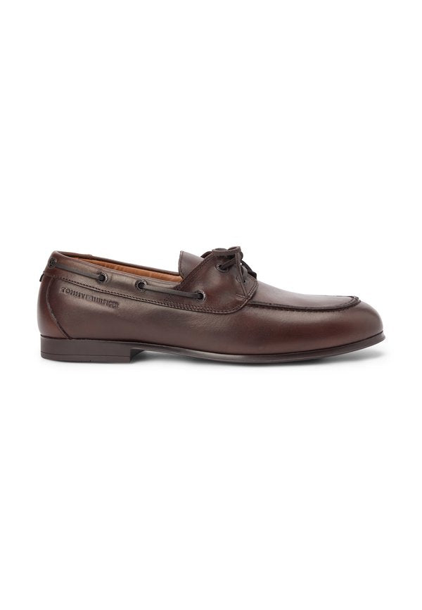 Tommy Hilfiger LEATHER FLEXIBLE BOAT SHOES