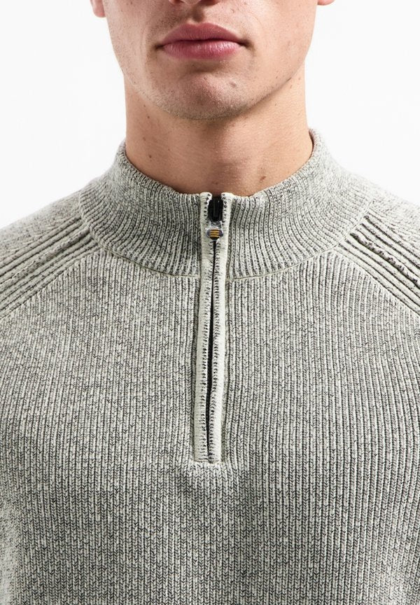 NO EXCESS HALF-ZIP