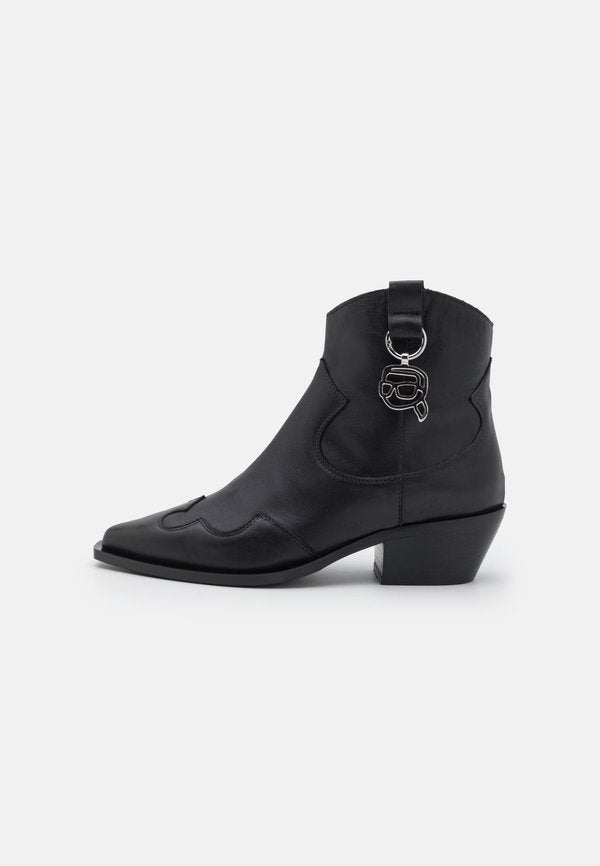 KARL LAGERFELD KANSAS