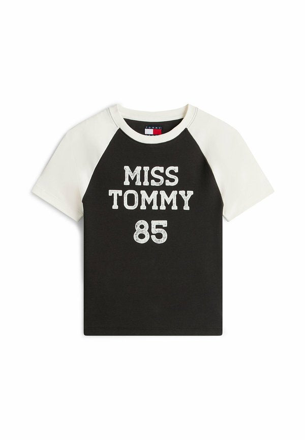 Tommy Jeans LOGO SLIM RAGLAN SLEEVE T-SHIRT