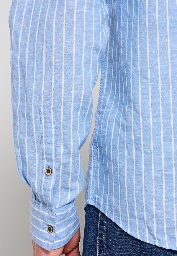 NO EXCESS REGULAR FIT