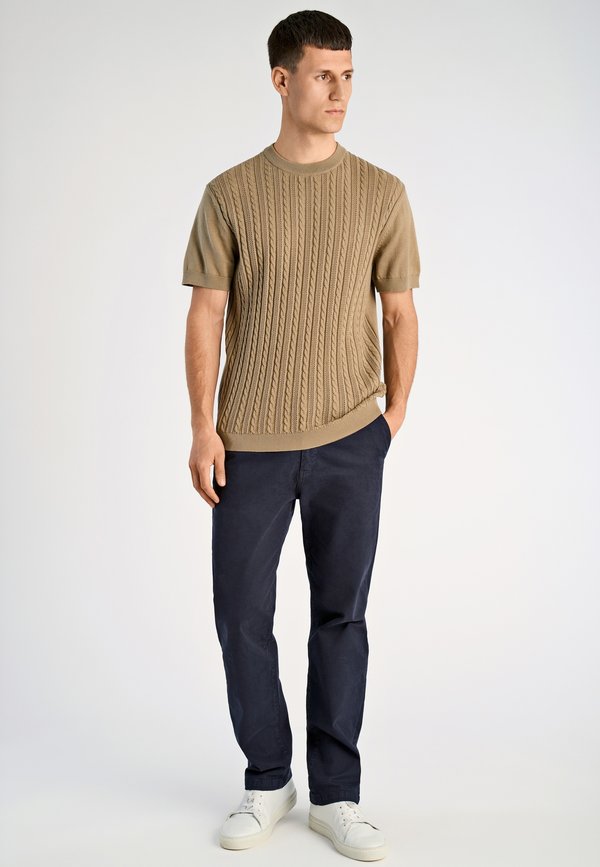 Lindbergh O-NECK