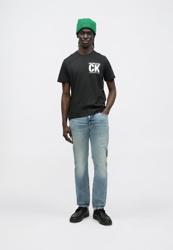 Calvin Klein CORNER GRAPHIC