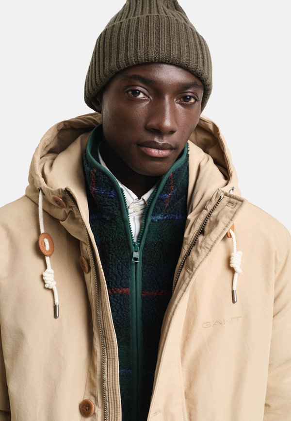 GANT