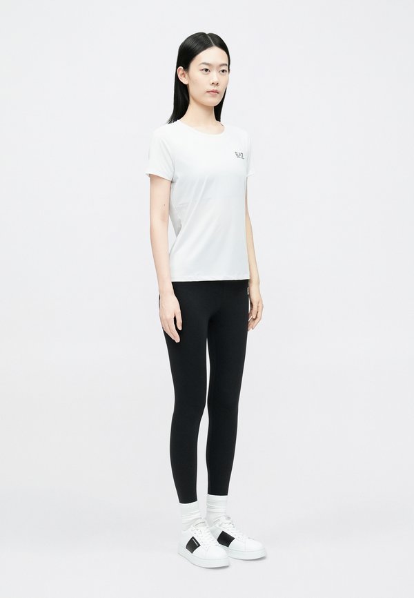 EA7 Emporio Armani