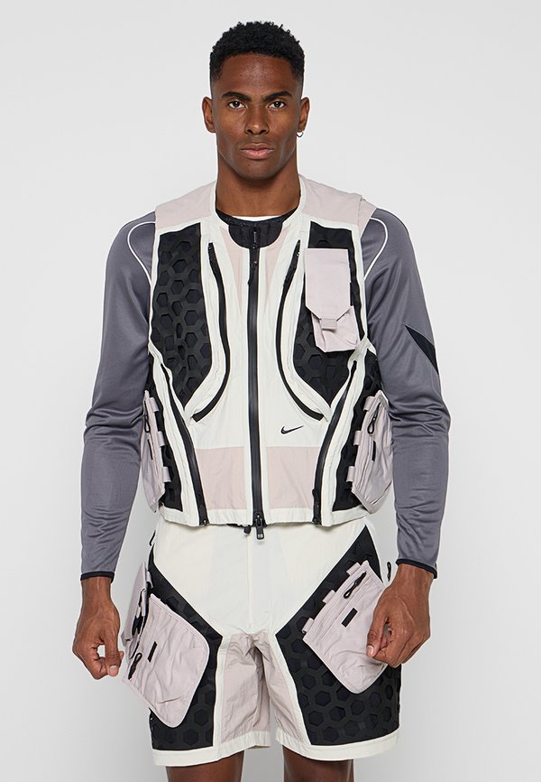 Nike Sportswear